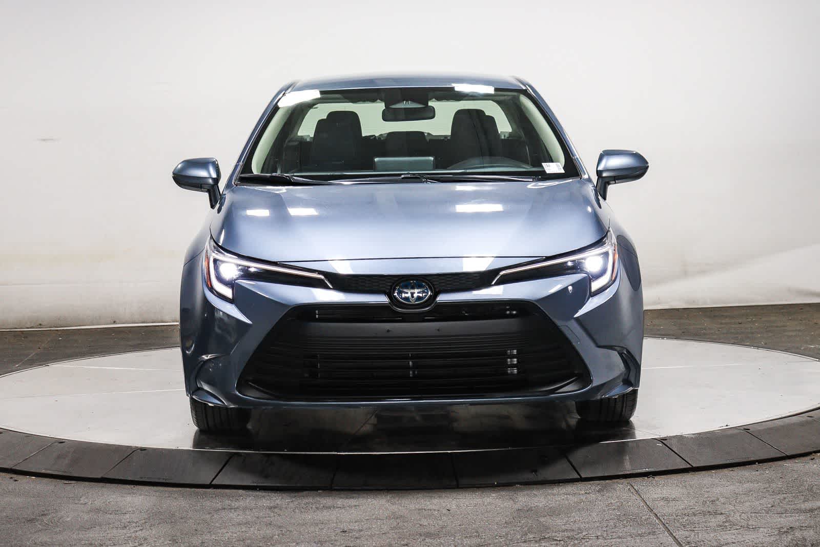 Thumbnail: 2023 Toyota Corolla - 6