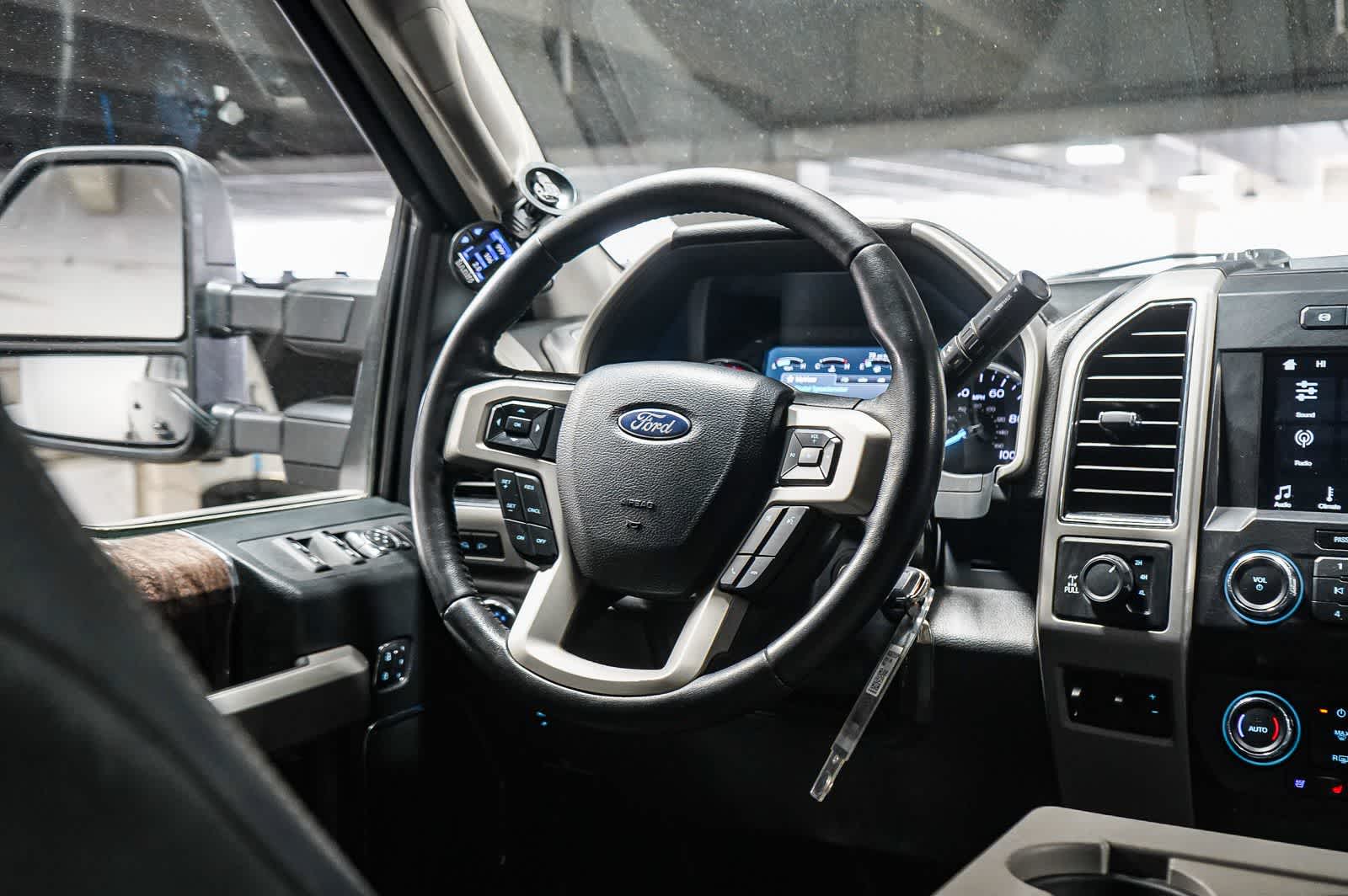 Thumbnail: 2019 Ford Econoline - 12