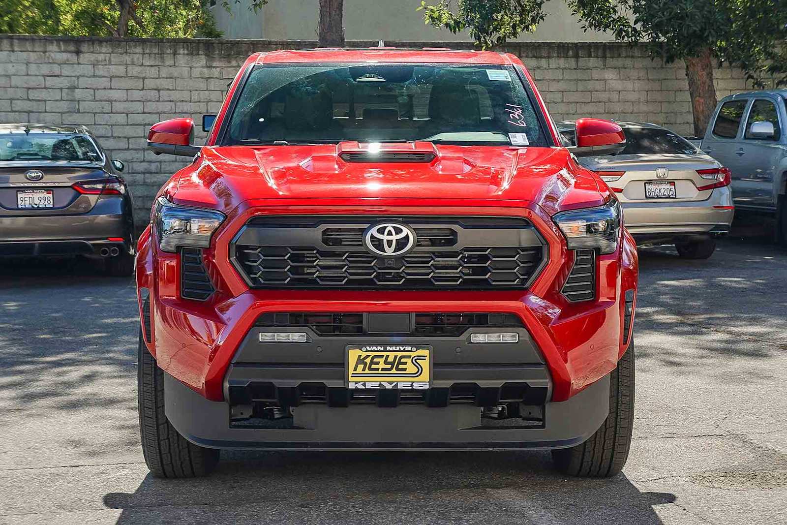 Thumbnail: 2025 Toyota Tacoma - 2