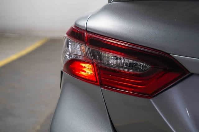 Thumbnail: 2023 Toyota Camry - 12
