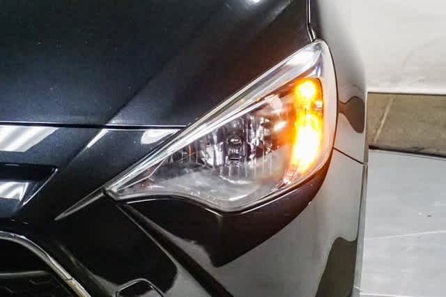 Thumbnail: 2019 Toyota Yaris - 8