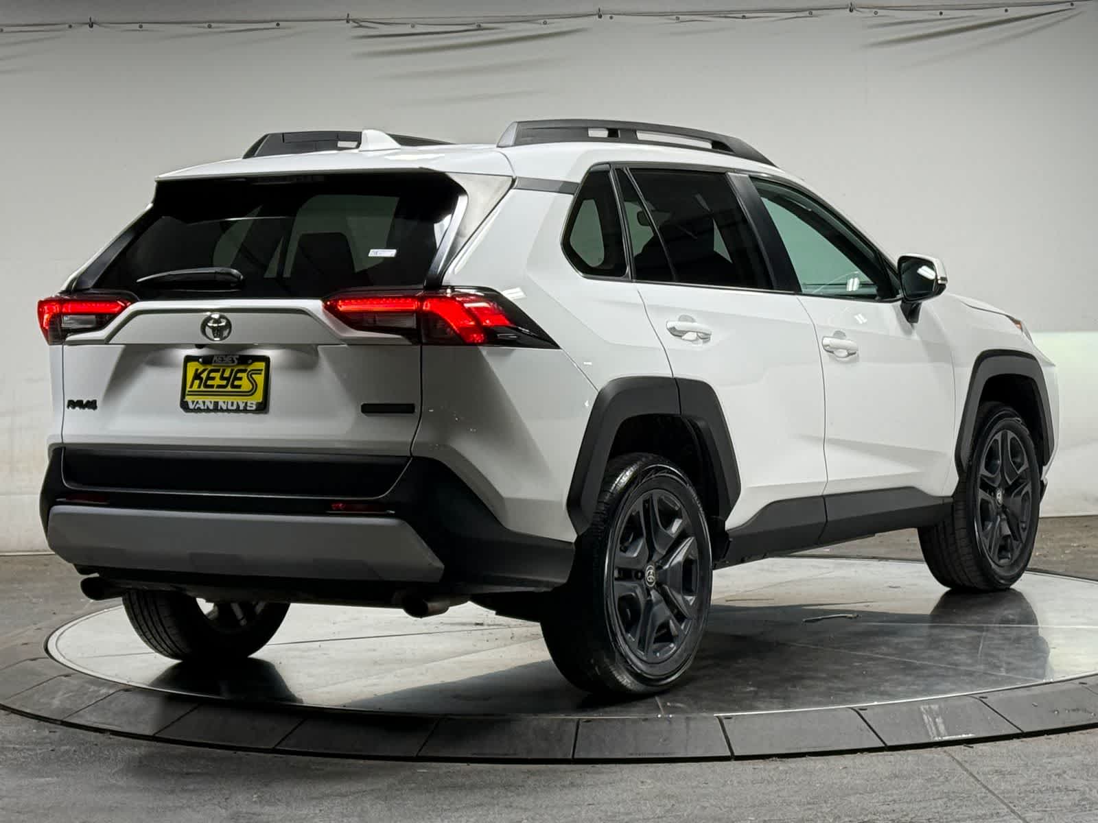 Thumbnail: 2024 Toyota RAV4 - 4
