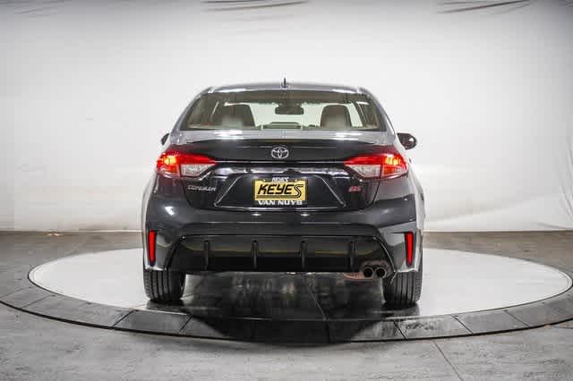 Thumbnail: 2024 Toyota Corolla - 4