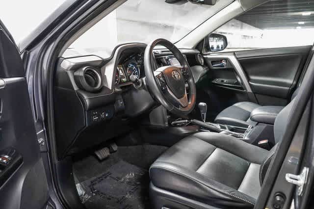 Thumbnail: 2017 Toyota RAV4 - 18