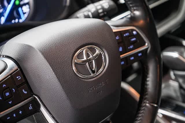 2021 Toyota Highlander Limited 21