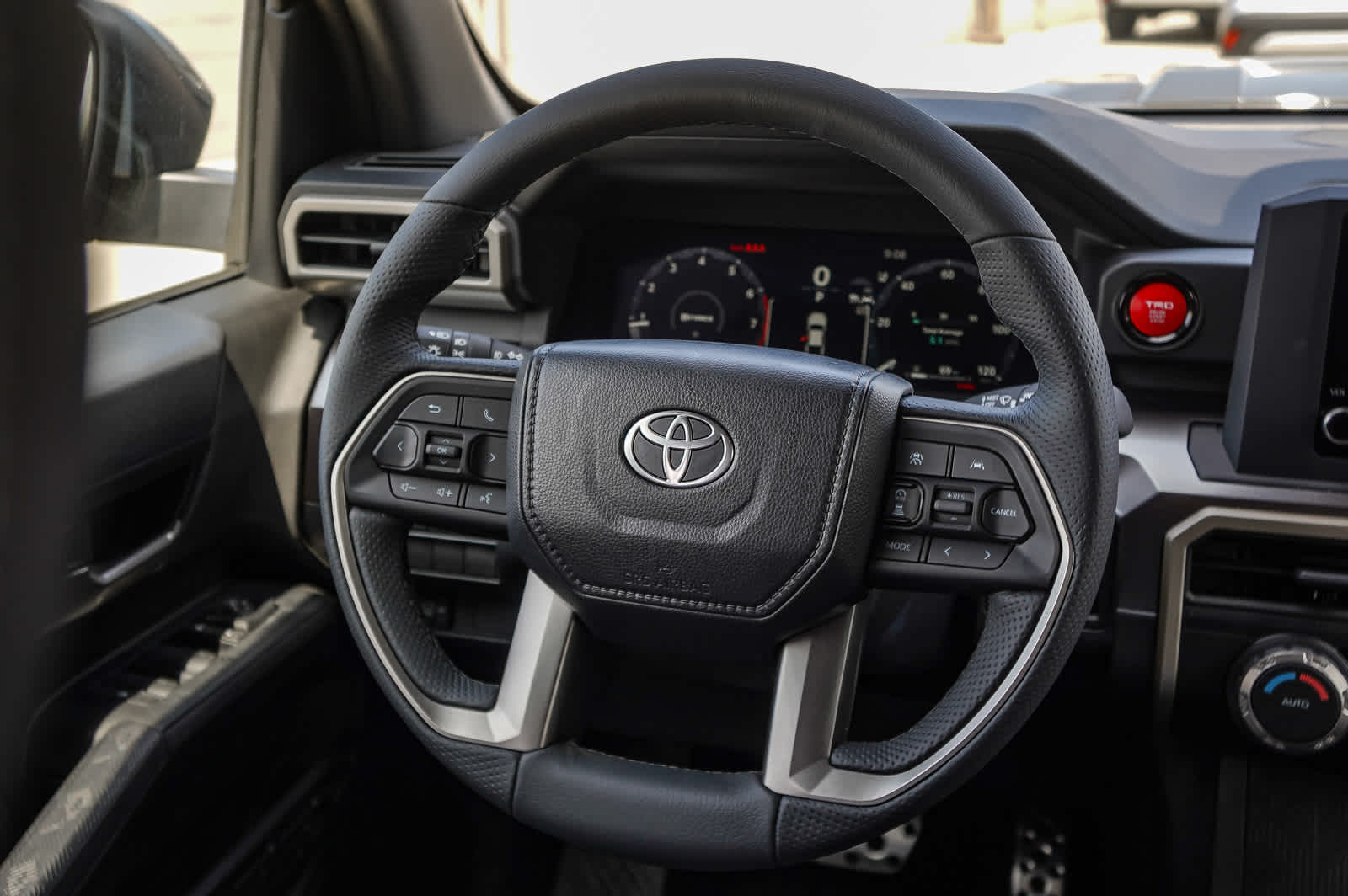 Thumbnail: 2025 Toyota Tacoma - 18