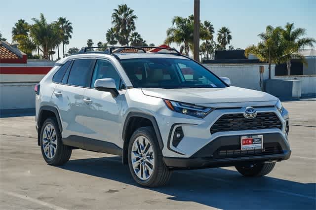 Thumbnail: 2025 Toyota RAV4 - 4