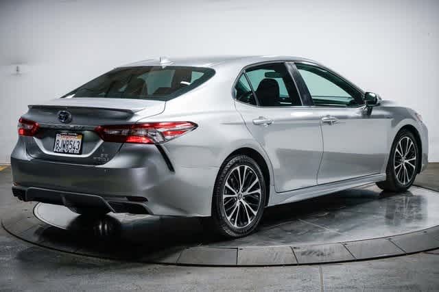 Thumbnail: 2019 Toyota Camry - 4