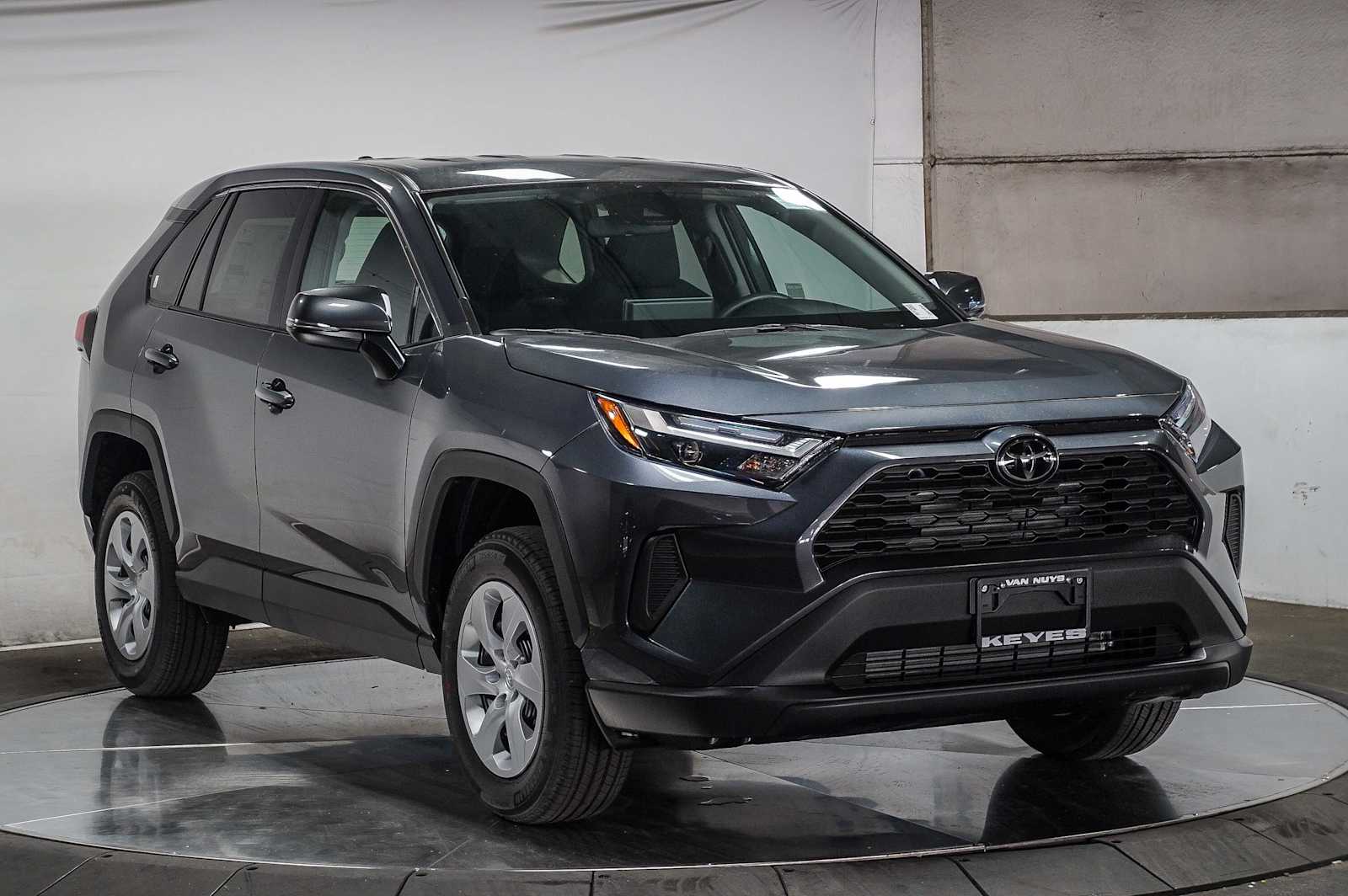 Thumbnail: 2025 Toyota RAV4 - 3