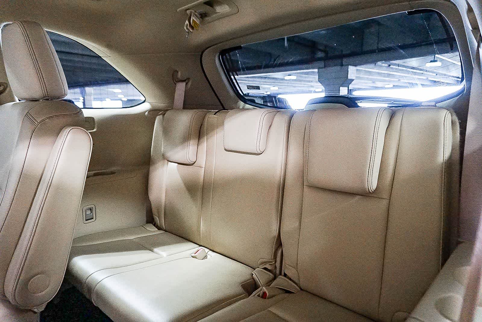 Thumbnail: 2015 Toyota Highlander - 21