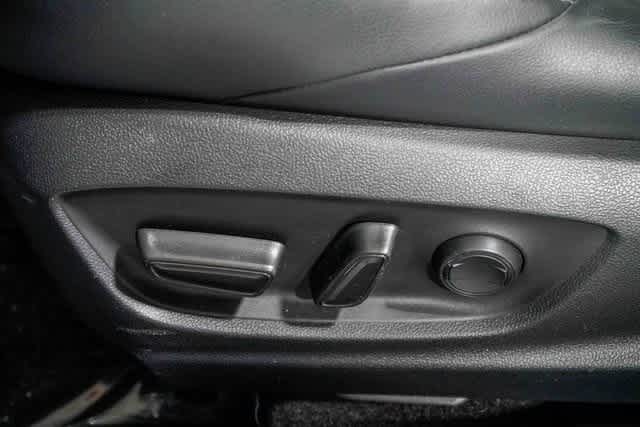 Thumbnail: 2024 Toyota Corolla - 20