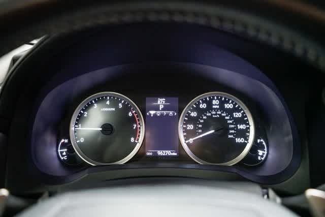 Thumbnail: 2016 Lexus IS - 25