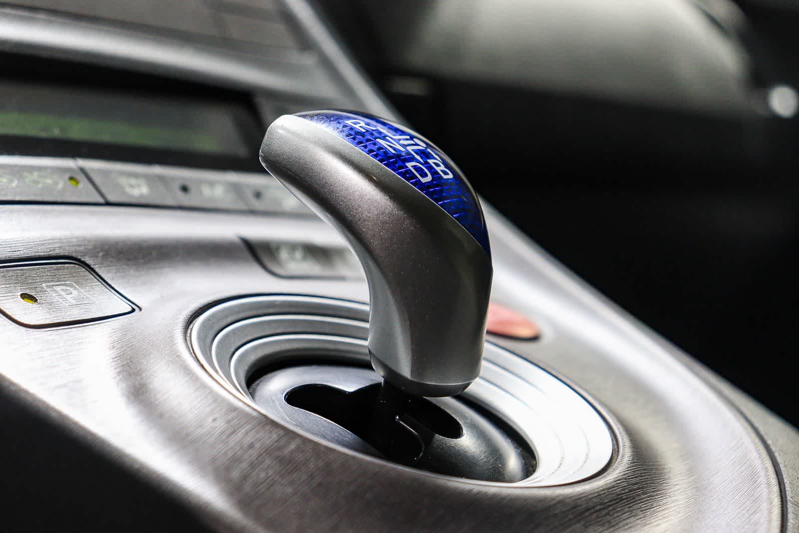 Thumbnail: 2015 Toyota Prius - 21