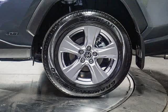 Thumbnail: 2024 Toyota RAV4 - 11