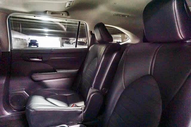 Thumbnail: 2021 Toyota Highlander - 20
