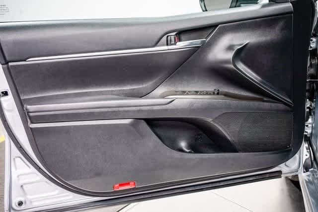 Thumbnail: 2023 Toyota Camry - 19