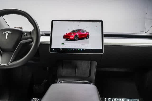 Thumbnail: 2024 Tesla Model Y - 13