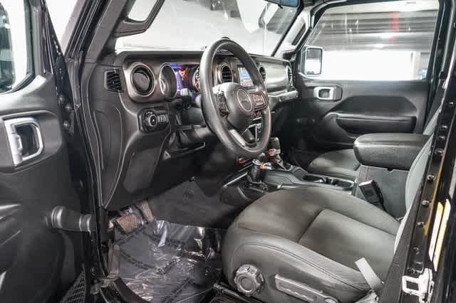 Thumbnail: 2019 Jeep Wrangler - 18