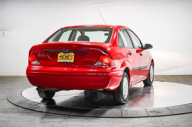 Thumbnail: 2002 Ford Focus - 4