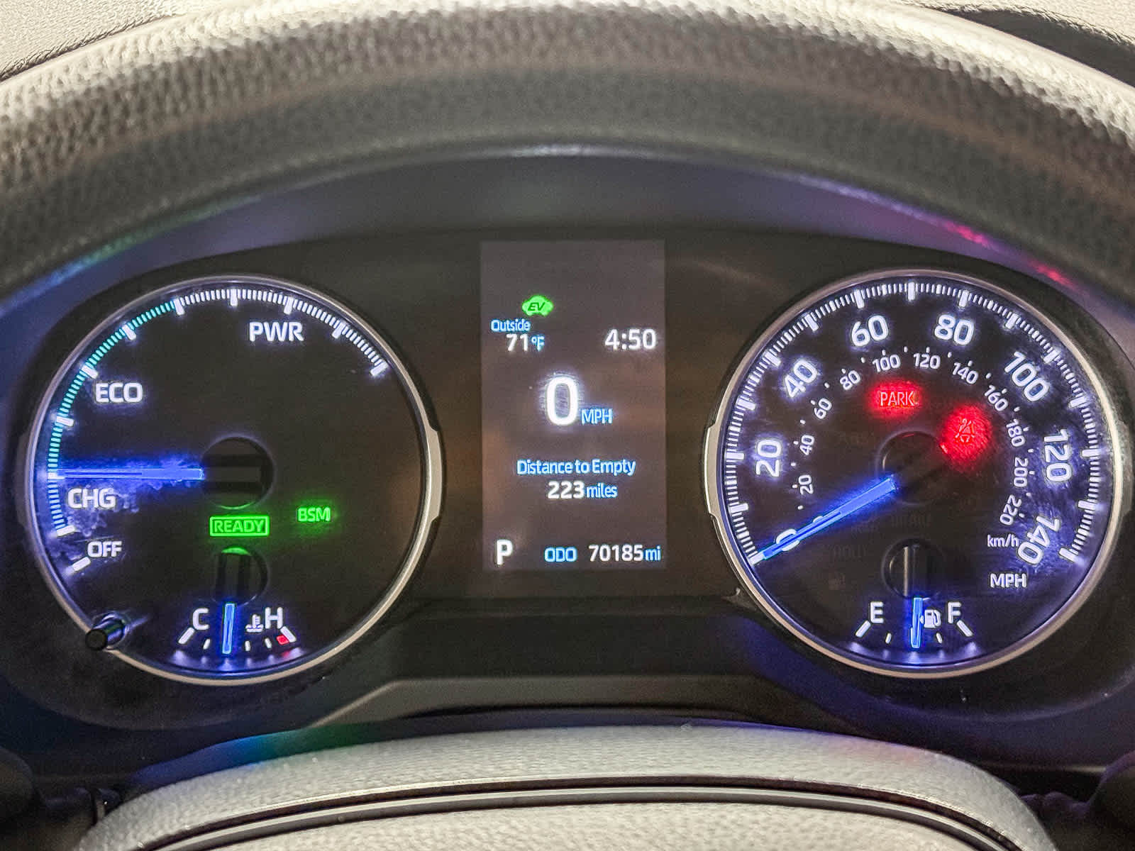 Thumbnail: 2020 Toyota RAV4 - 25