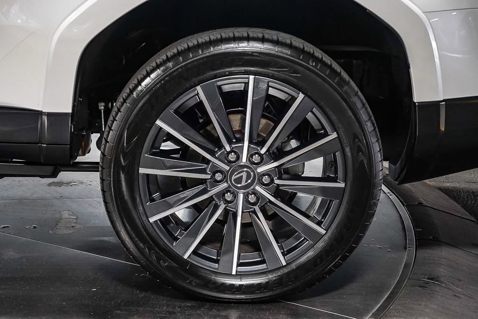 Thumbnail: 2025 Lexus GX - 11