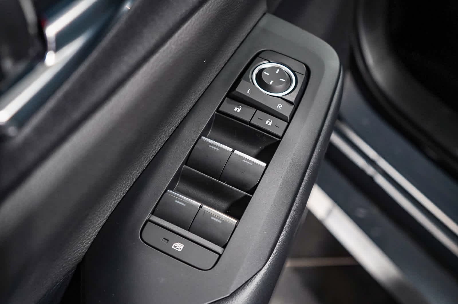 Thumbnail: 2026 Toyota Prius - 23