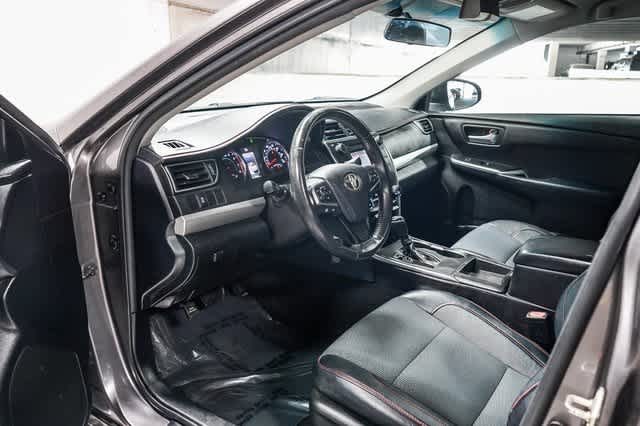 Thumbnail: 2017 Toyota Camry - 18