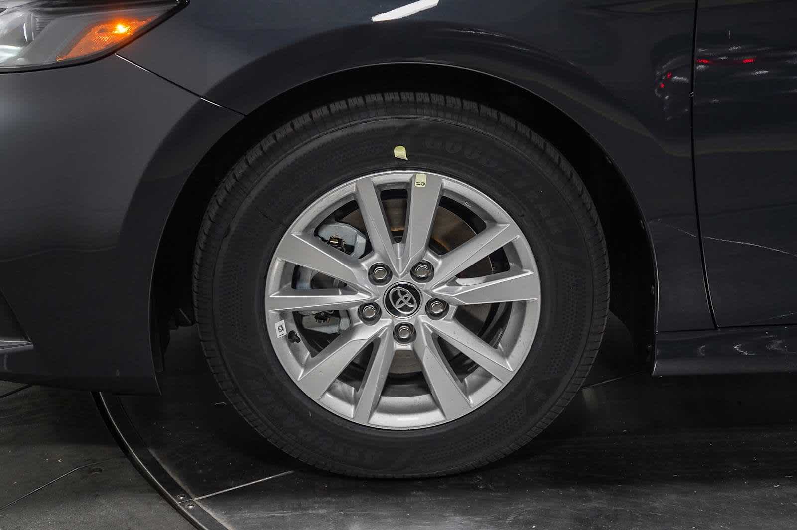 Thumbnail: 2025 Toyota Camry - 8