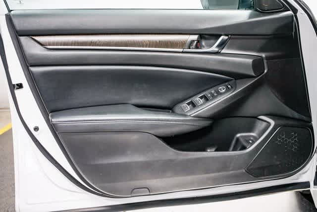 Thumbnail: 2018 Honda Accord - 19