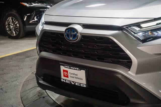 Thumbnail: 2023 Toyota RAV4 - 8