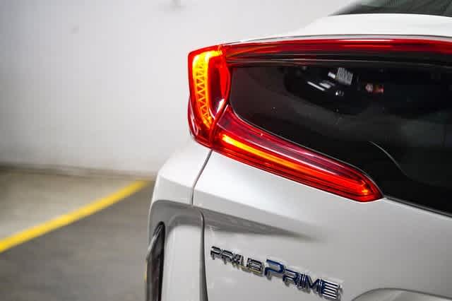 2020 Toyota Prius Prime XLE 12