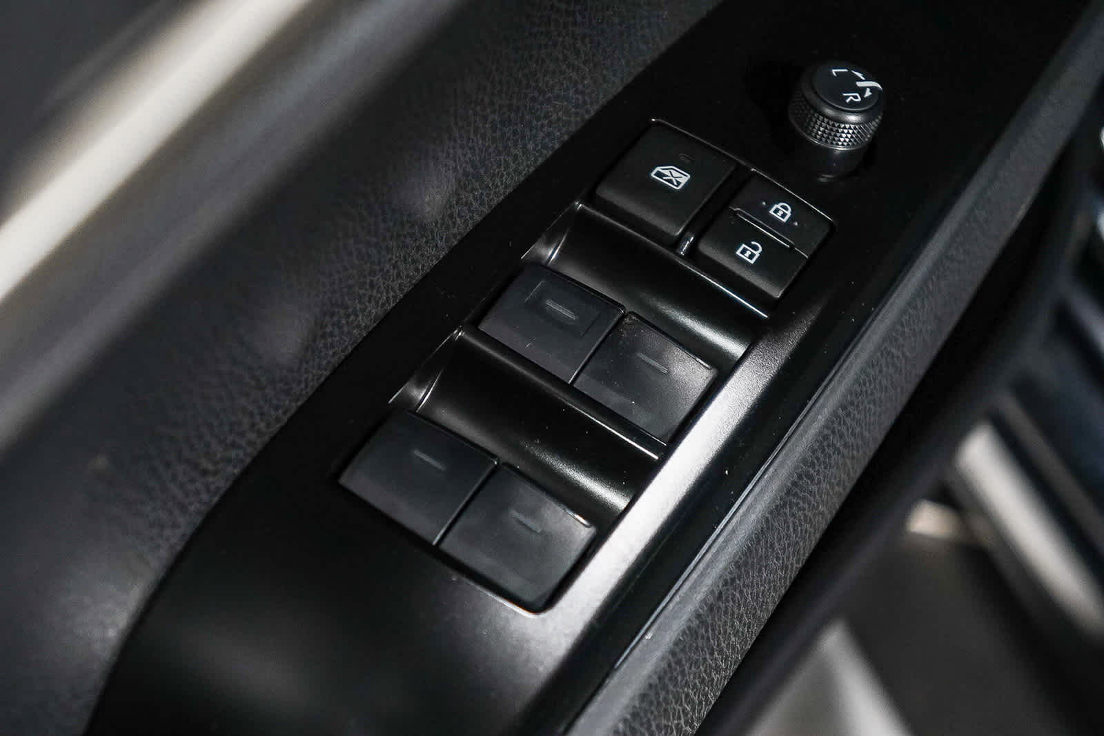 Thumbnail: 2026 Toyota Camry - 23