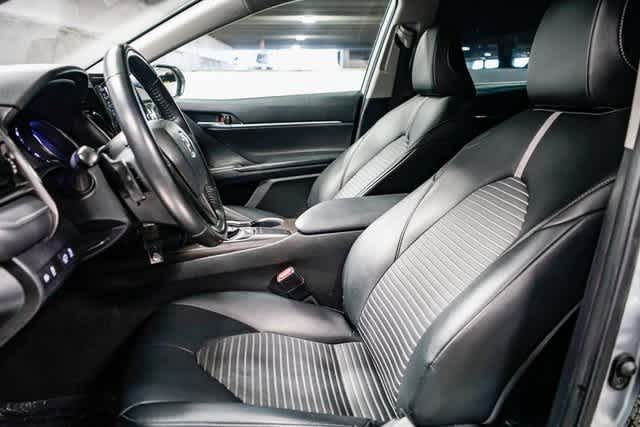 Thumbnail: 2023 Toyota Camry - 17