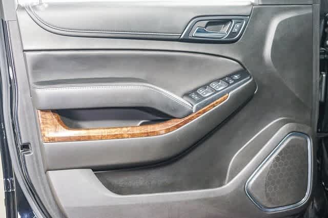 Thumbnail: 2017 Chevrolet Suburban - 22