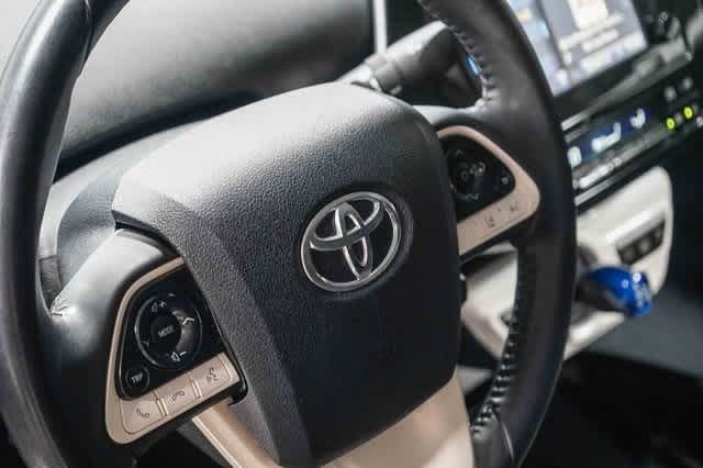Thumbnail: 2018 Toyota Prius Prime - 21