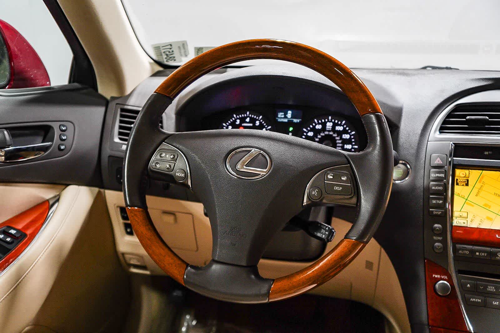 Thumbnail: 2010 Lexus ES - 15