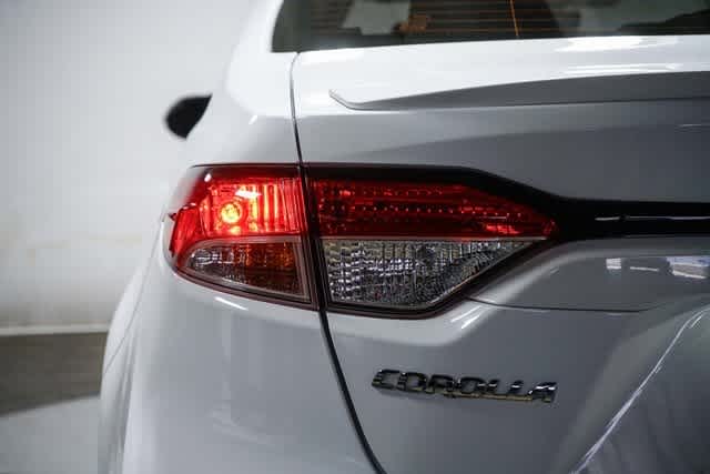 Thumbnail: 2023 Toyota Corolla - 10