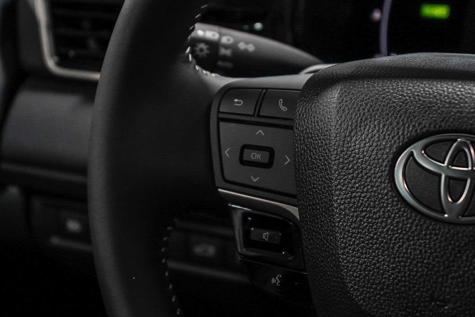 Thumbnail: 2026 Toyota Camry - 18