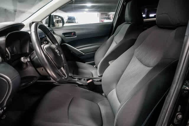 Thumbnail: 2022 Toyota Corolla Cross - 16