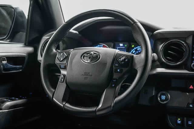 Thumbnail: 2022 Toyota Tacoma - 16