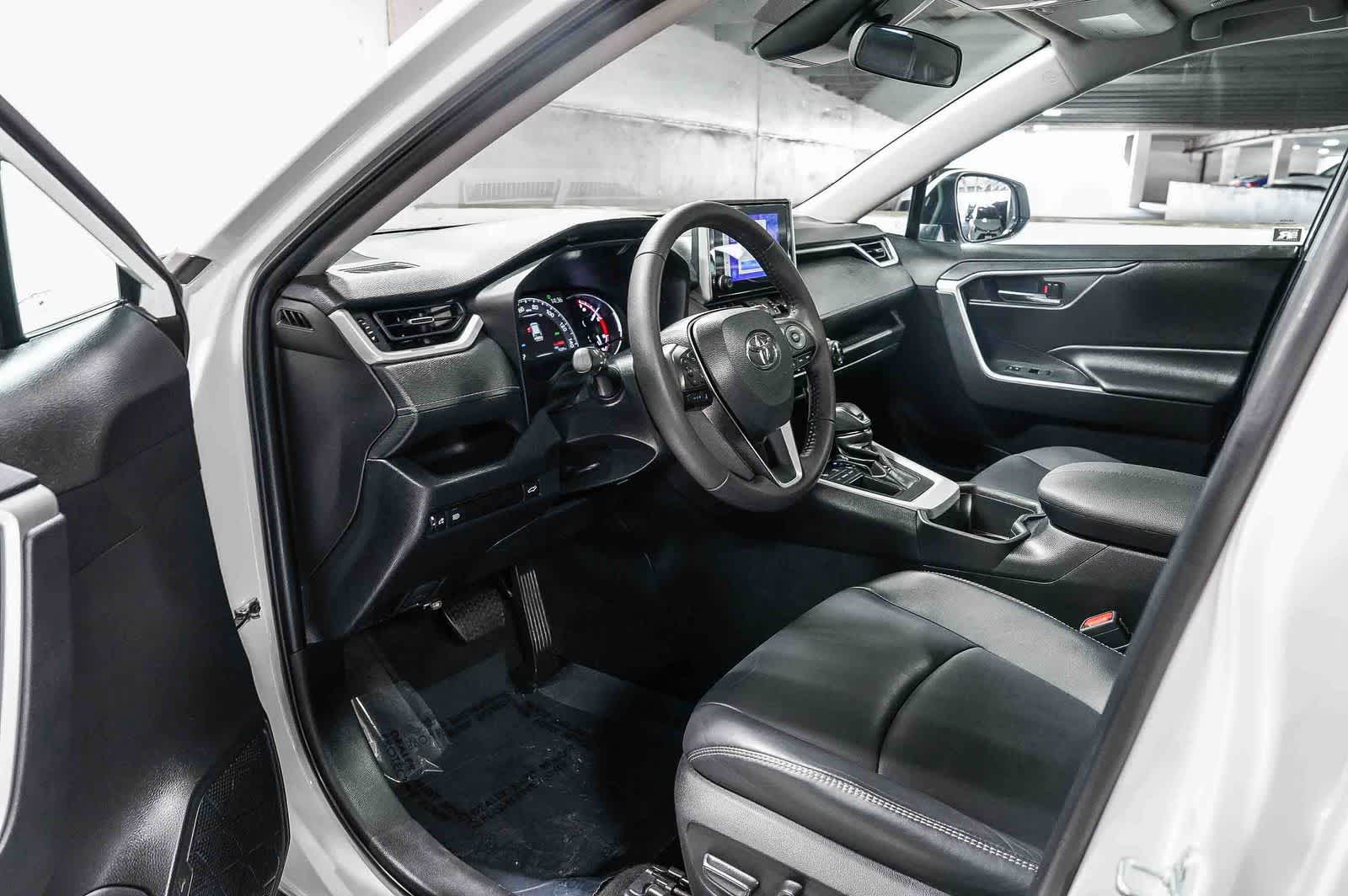 Thumbnail: 2024 Toyota RAV4 - 19