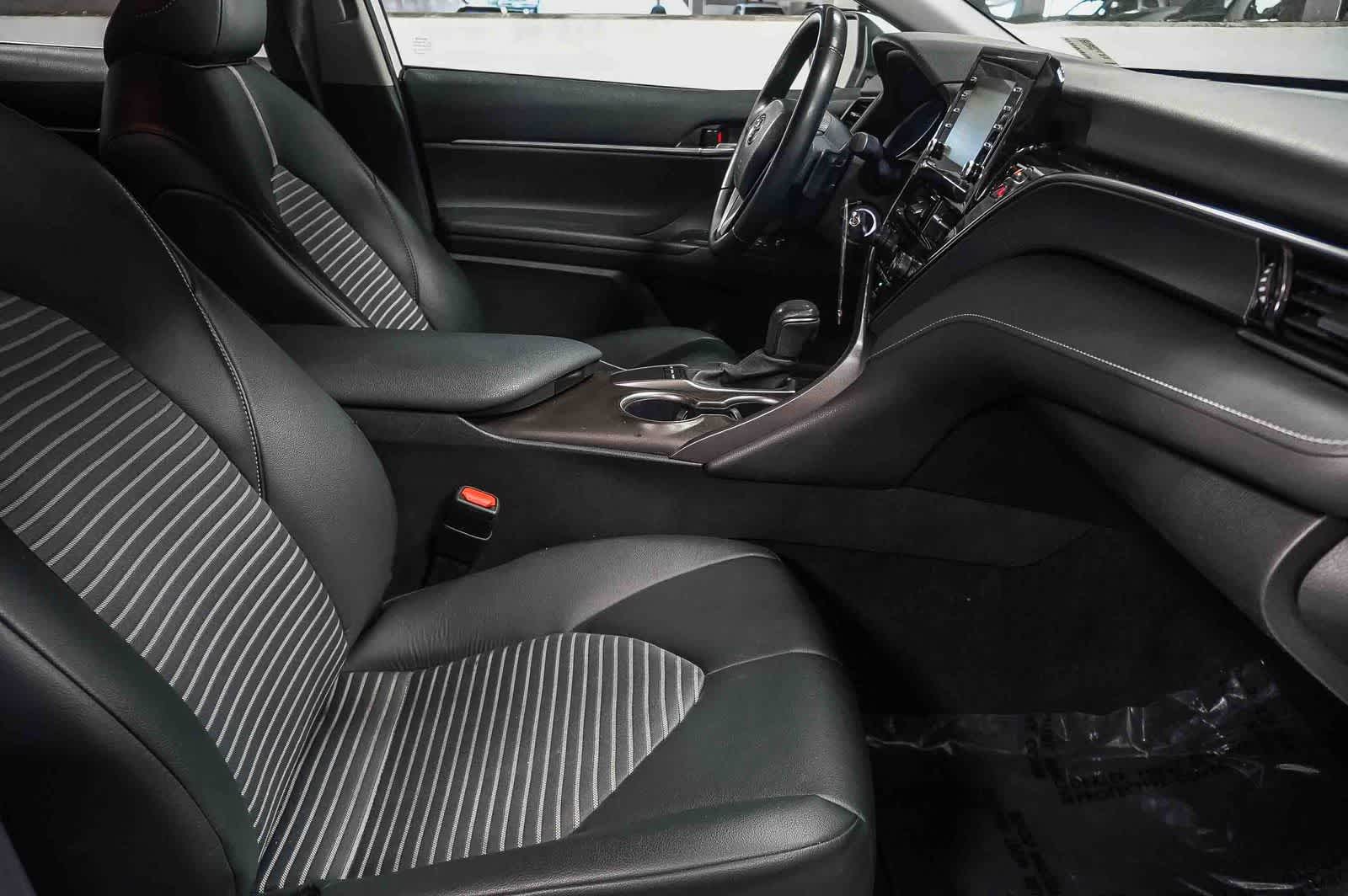 Thumbnail: 2024 Toyota Camry - 19