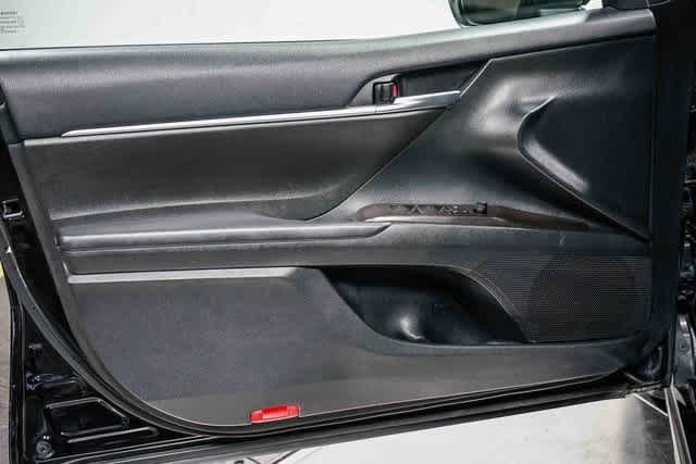 Thumbnail: 2023 Toyota Camry - 18