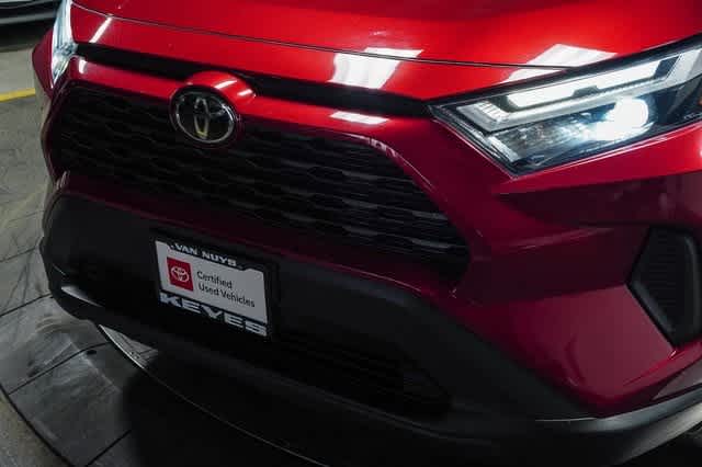 2022 Toyota RAV4 XLE 9