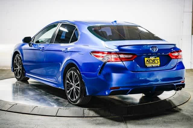 Thumbnail: 2020 Toyota Camry - 3