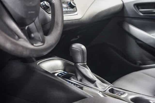 2022 Toyota Corolla LE 23