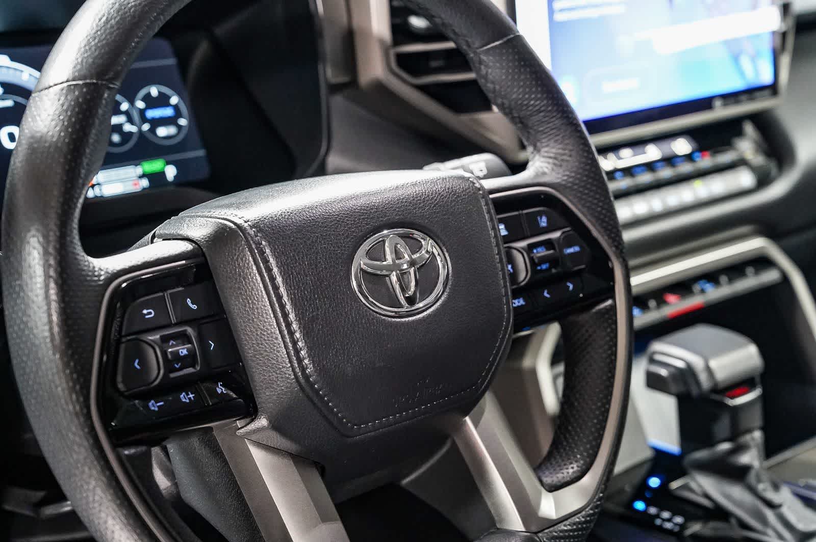 Thumbnail: 2024 Toyota Sequoia - 21