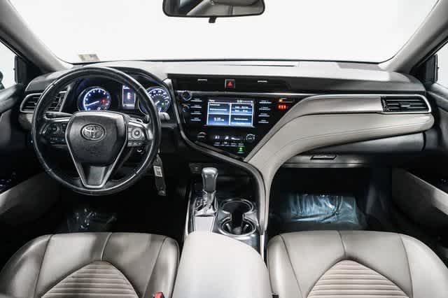 Thumbnail: 2018 Toyota Camry - 13