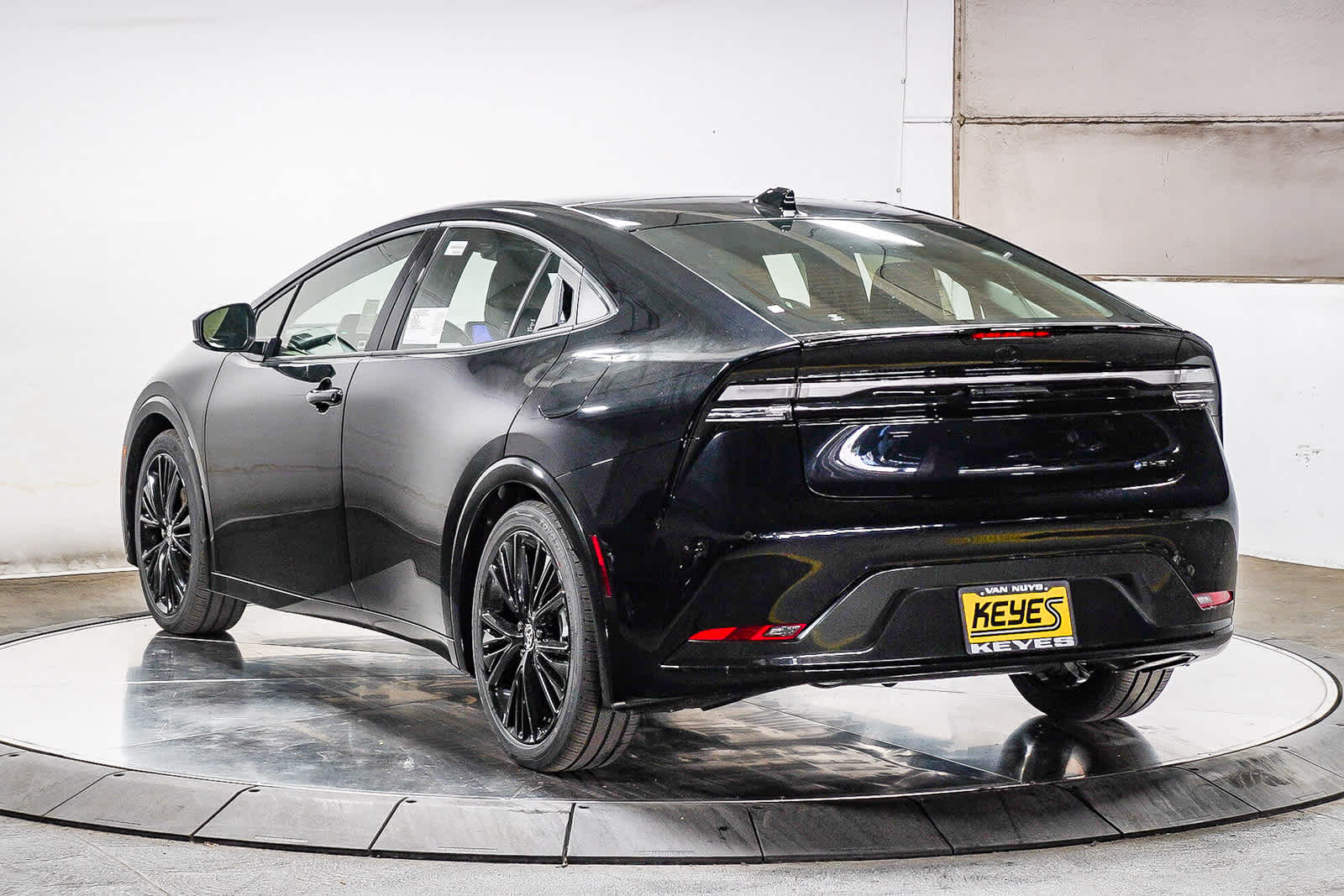 Thumbnail: 2026 Toyota Prius - 6