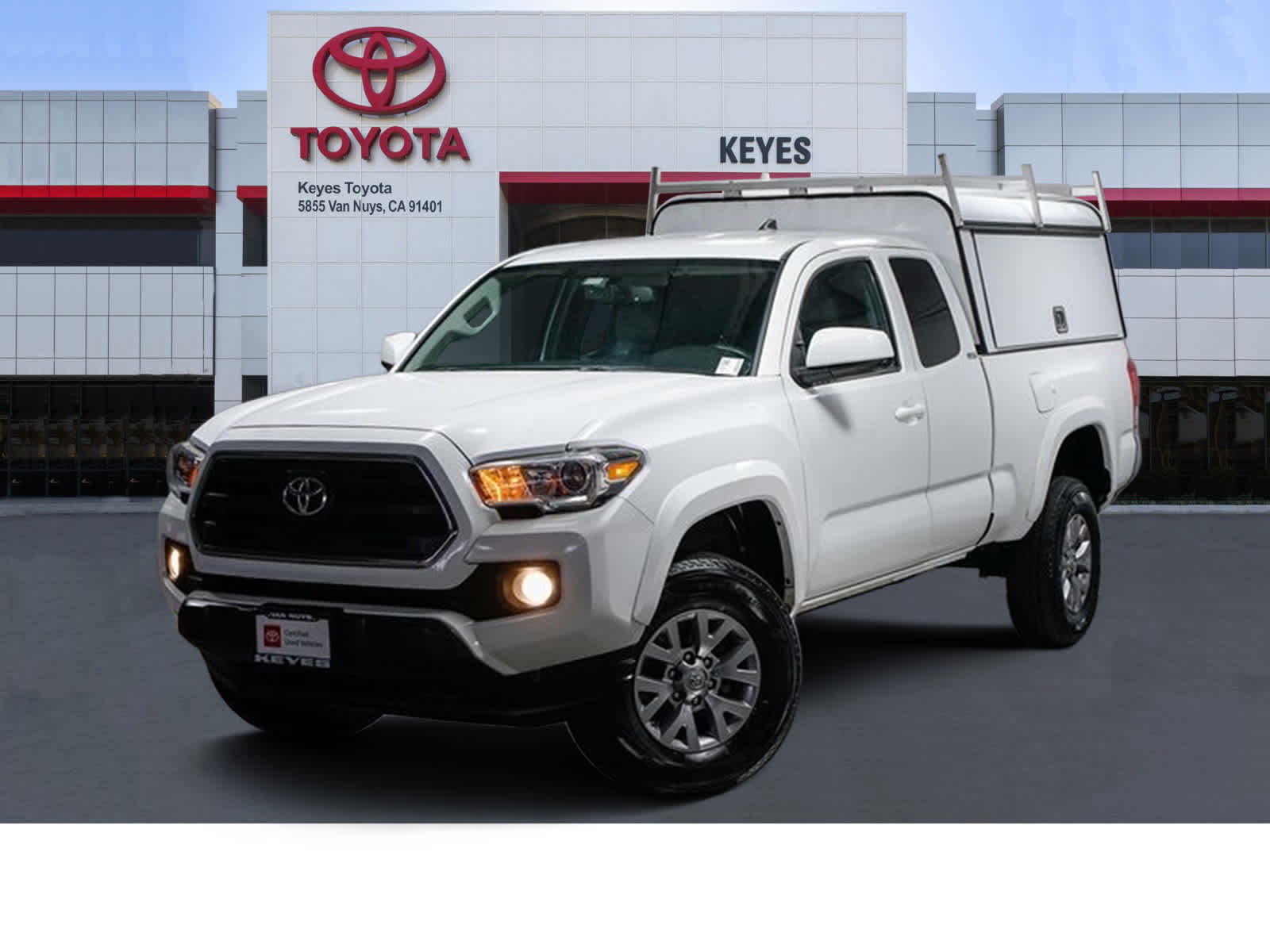 Thumbnail: 2017 Toyota Tacoma - 1
